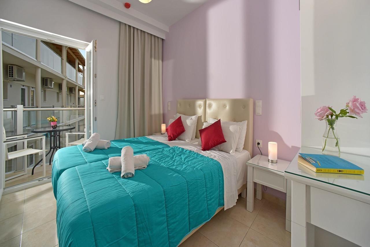 Palapart Gikas Suites And Studios Gouvia Exterior foto