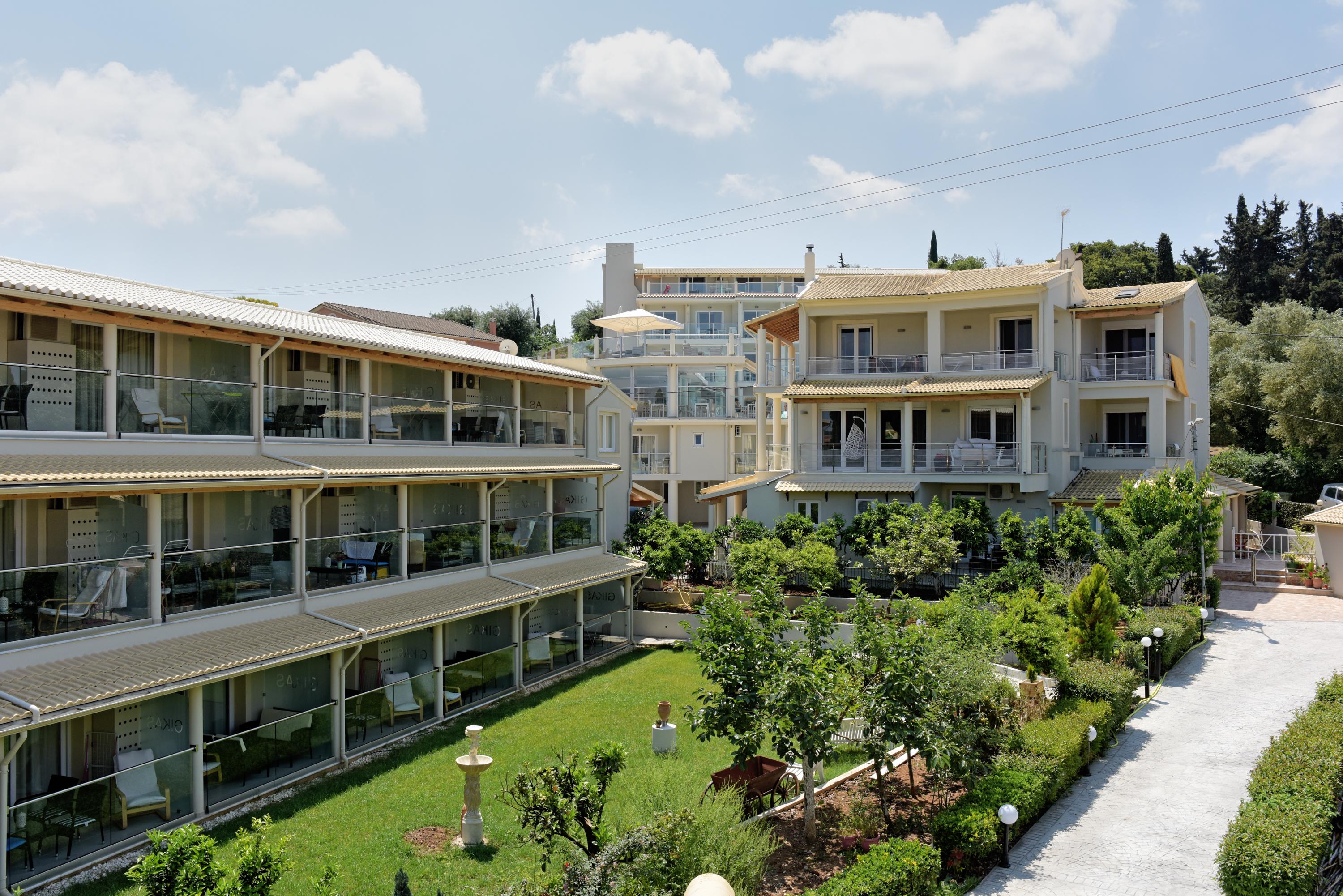 Palapart Gikas Suites And Studios Gouvia Exterior foto
